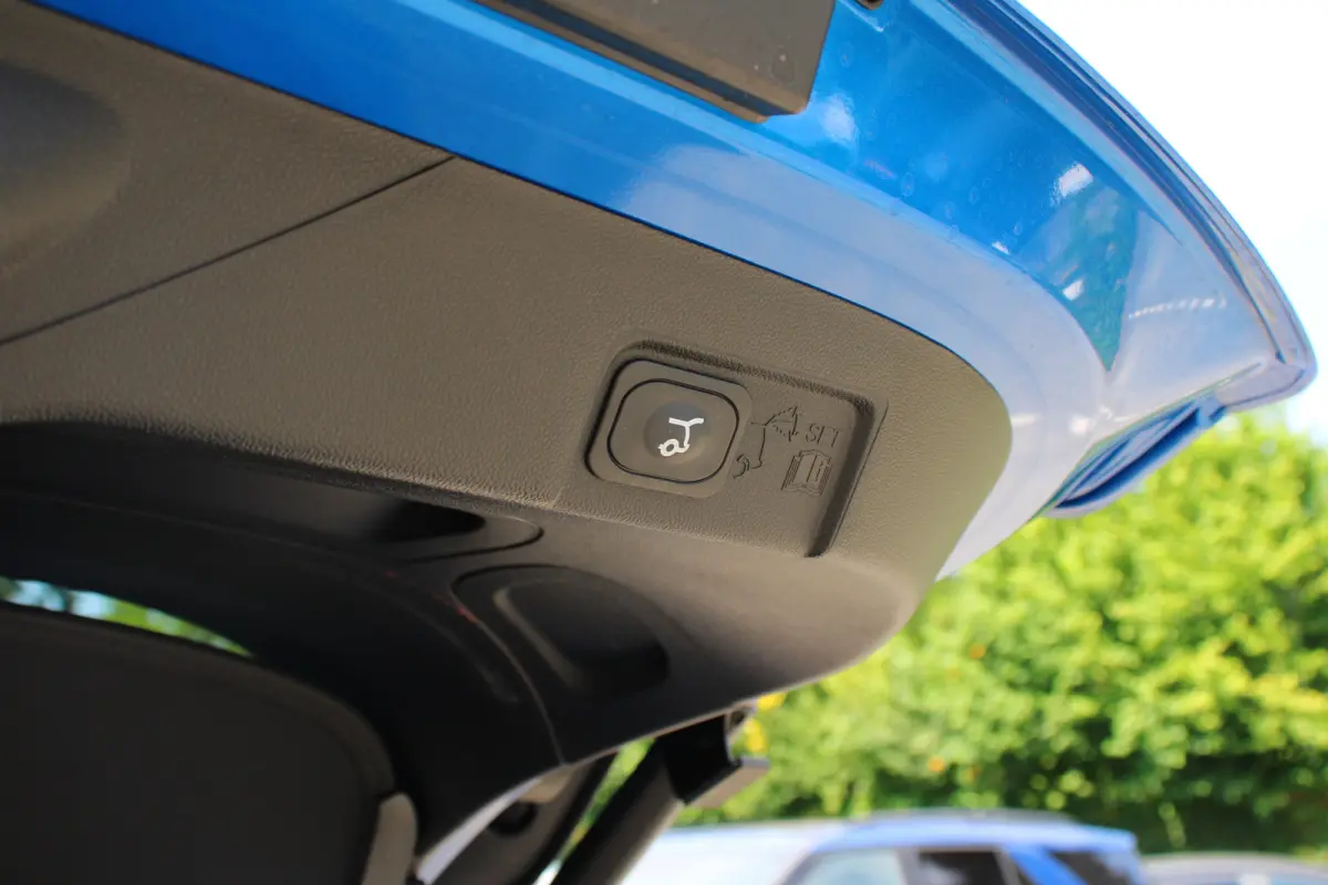 1.0EB ST-X | NL-AUTO! | 1E EIGENAAR! | PERFORMANCE PACK | WINTERPACK | ADAPTIVE CRUISE | PANODAK | 360° CAMERA | LANE ASSIST | DEALER OH! | FORD PERFORMANCE STOELEN