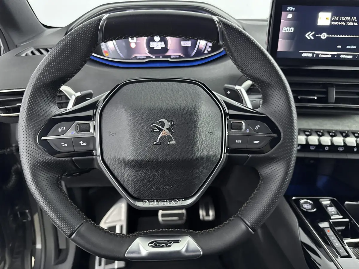 SUV 130pk Automaat GT | Black Pack | Adaptieve Cruise Control | Navigatie | CarPlay | Electrische Achterklep