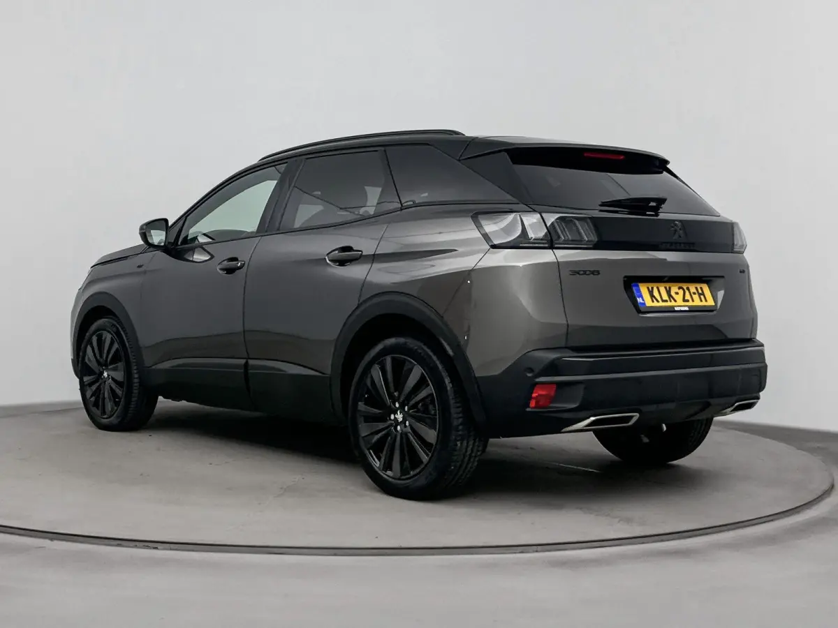 SUV 130pk Automaat GT | Black Pack | Adaptieve Cruise Control | Navigatie | CarPlay | Electrische Achterklep