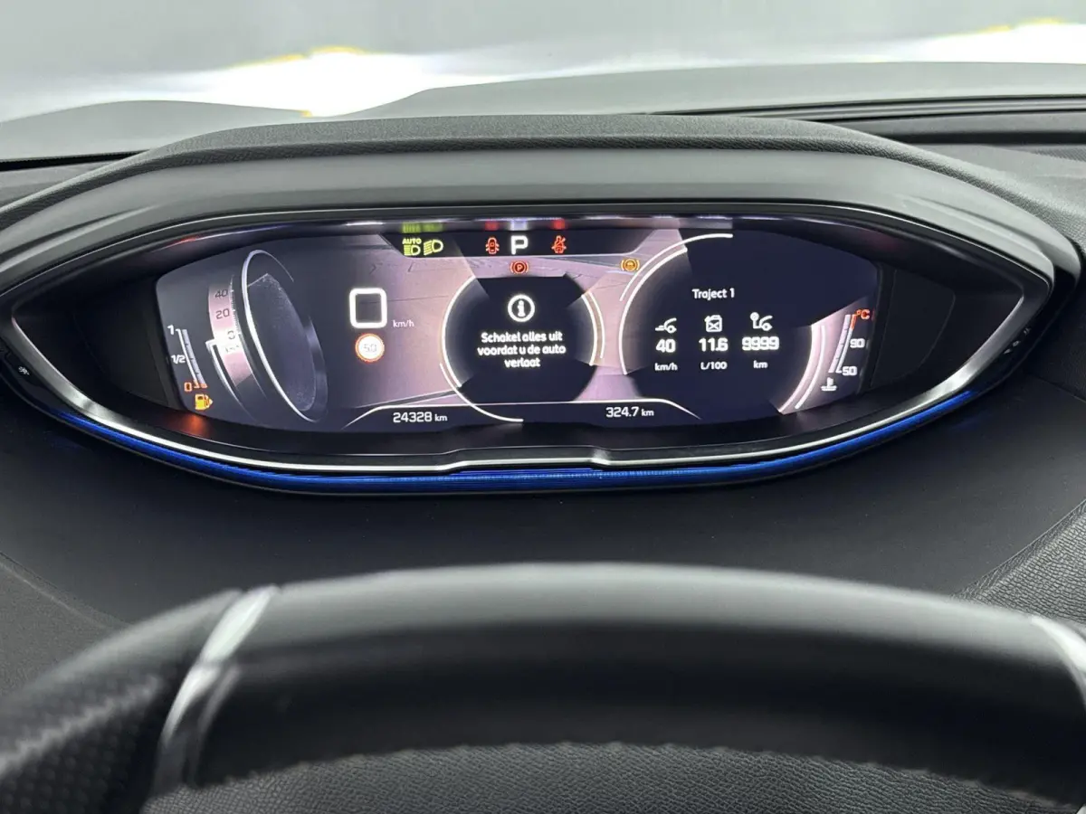SUV 130pk Automaat GT | Black Pack | Adaptieve Cruise Control | Navigatie | CarPlay | Electrische Achterklep