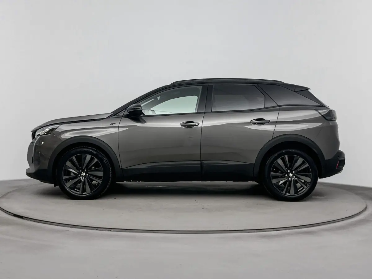 SUV 130pk Automaat GT | Black Pack | Adaptieve Cruise Control | Navigatie | CarPlay | Electrische Achterklep