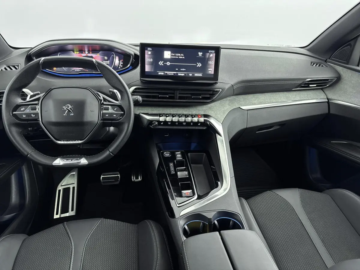 SUV 130pk Automaat GT | Black Pack | Adaptieve Cruise Control | Navigatie | CarPlay | Electrische Achterklep