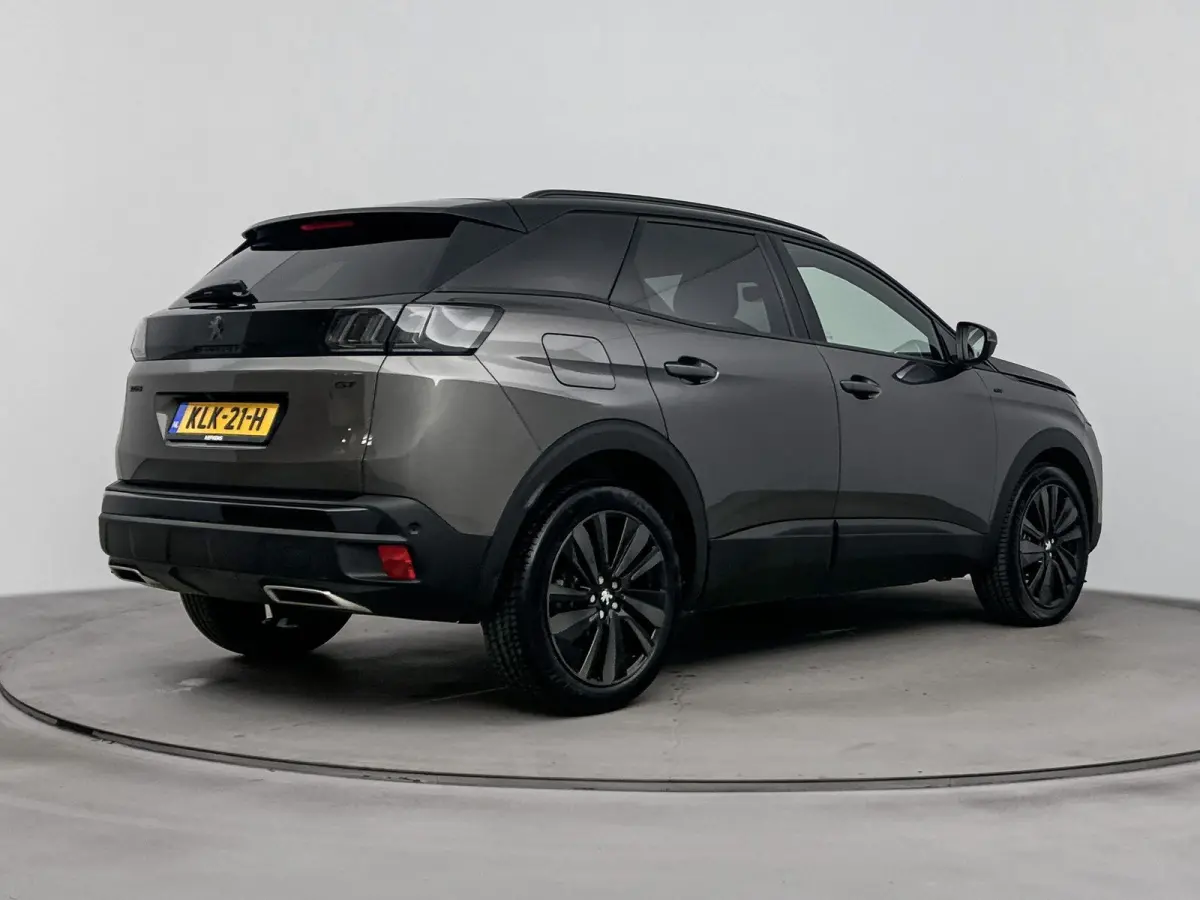 SUV 130pk Automaat GT | Black Pack | Adaptieve Cruise Control | Navigatie | CarPlay | Electrische Achterklep