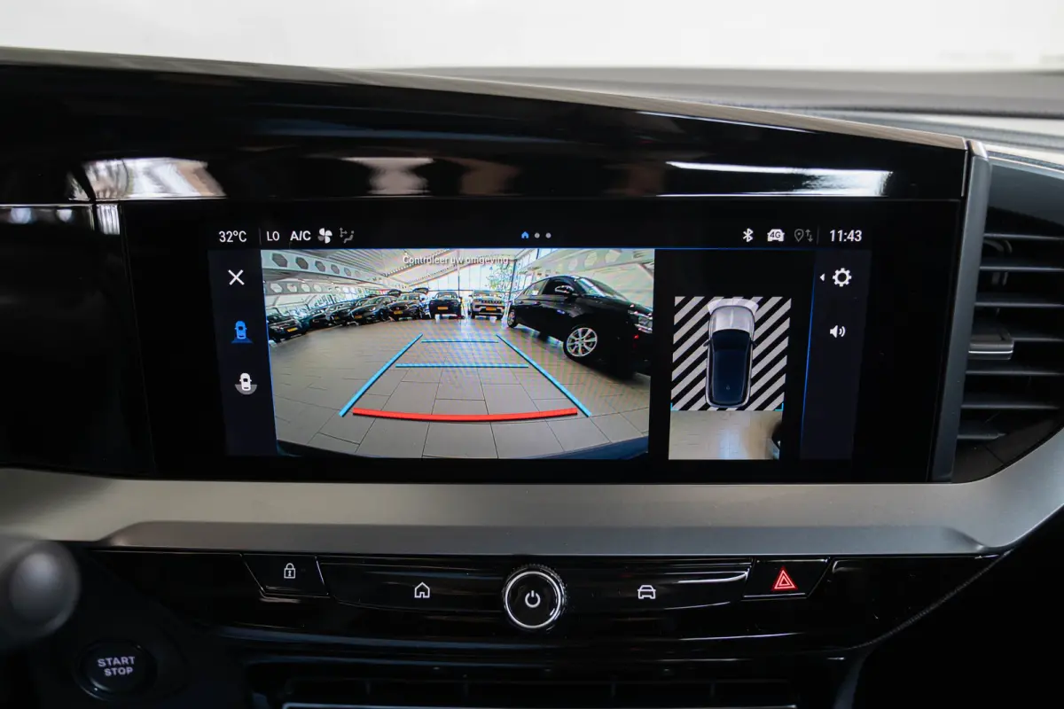 Edition 1.2 Hybrid 145PK | Climate Controle | Apple Carplay & Android Auto |