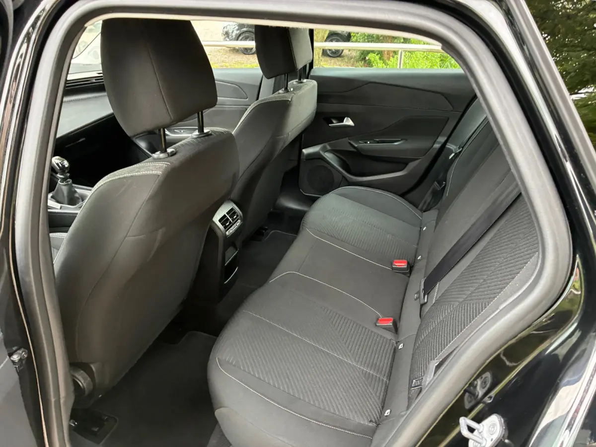 1.2 Active Pack Business | Cruise + Clima + Navi Nu € 13.975,-!!!