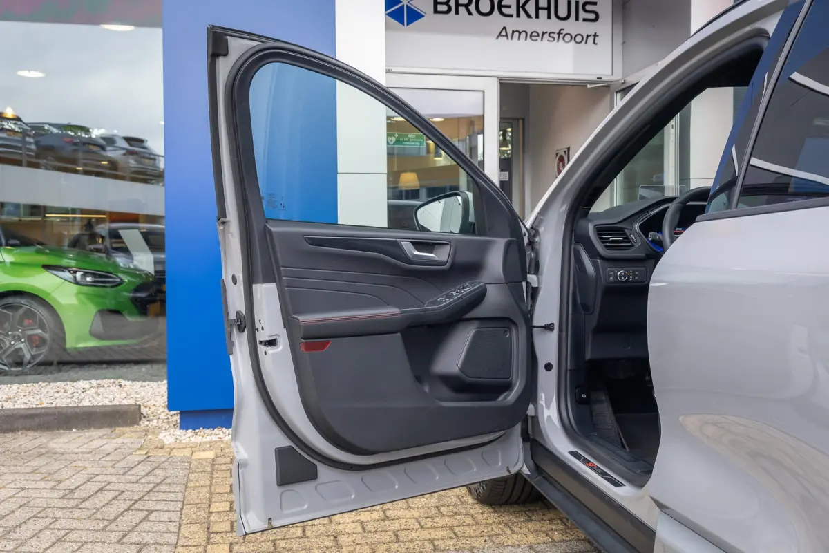 2.5 PHEV Graphite Tech | 360 camera | Adap cruise | B&O | Head-Up Display | Matrix LED | Stoel/Stuur/Voorruitverwarming | Apple Carplay/Android Auto | Elektrisch bedienbare achterklep | Acht