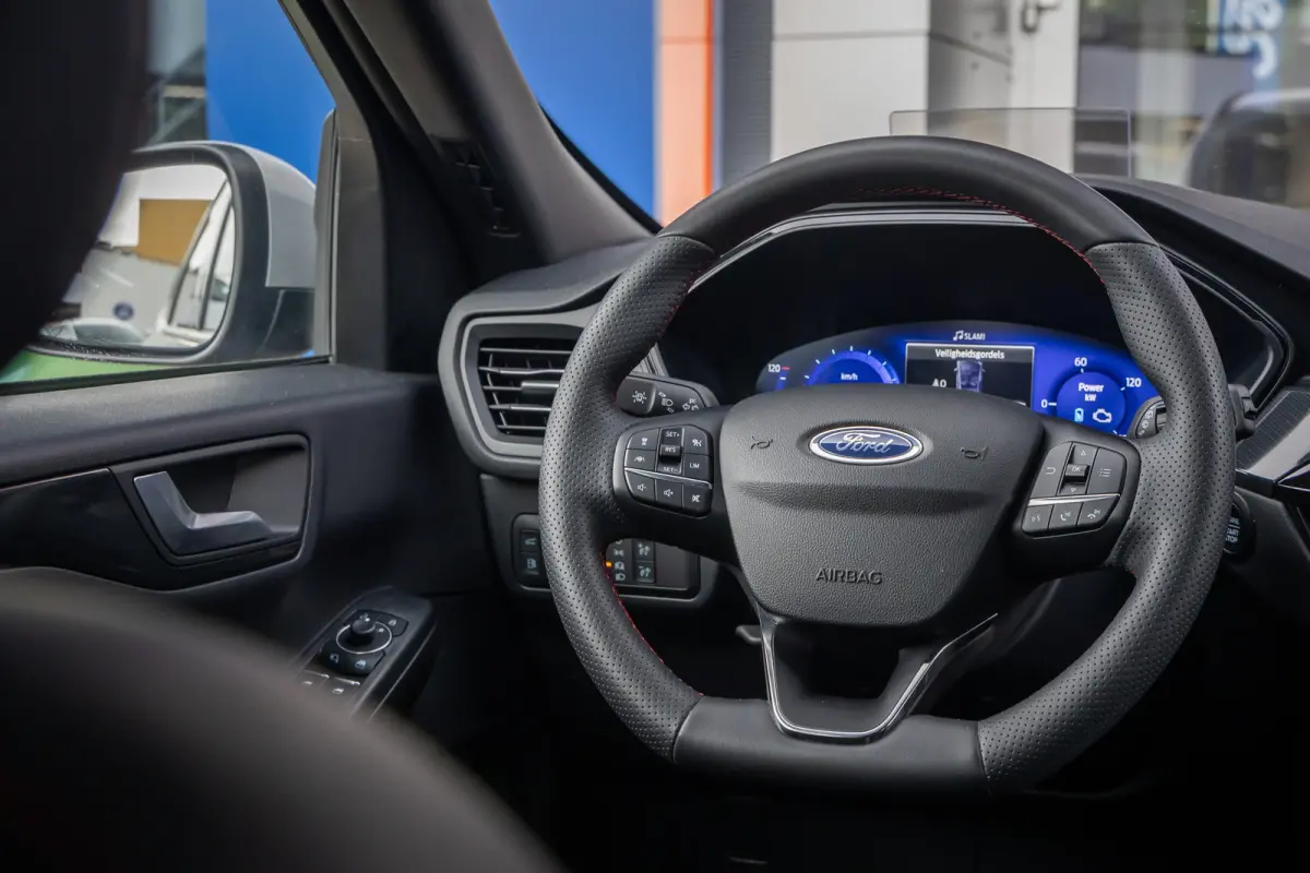 2.5 PHEV Graphite Tech | 360 camera | Adap cruise | B&O | Head-Up Display | Matrix LED | Stoel/Stuur/Voorruitverwarming | Apple Carplay/Android Auto | Elektrisch bedienbare achterklep | Acht