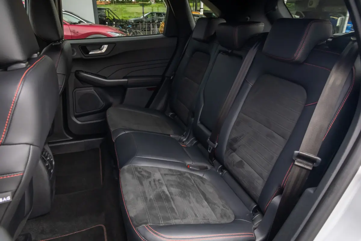 2.5 PHEV Graphite Tech | 360 camera | Adap cruise | B&O | Head-Up Display | Matrix LED | Stoel/Stuur/Voorruitverwarming | Apple Carplay/Android Auto | Elektrisch bedienbare achterklep | Acht