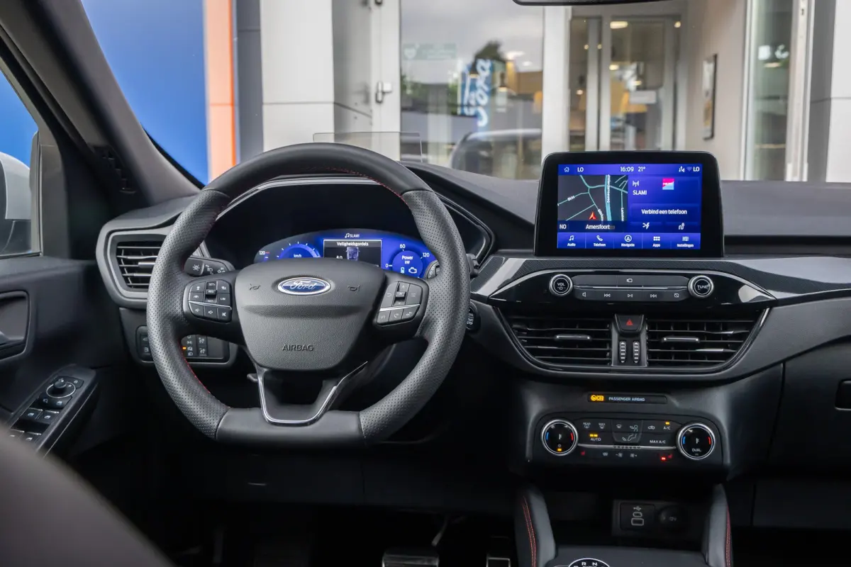 2.5 PHEV Graphite Tech | 360 camera | Adap cruise | B&O | Head-Up Display | Matrix LED | Stoel/Stuur/Voorruitverwarming | Apple Carplay/Android Auto | Elektrisch bedienbare achterklep | Acht