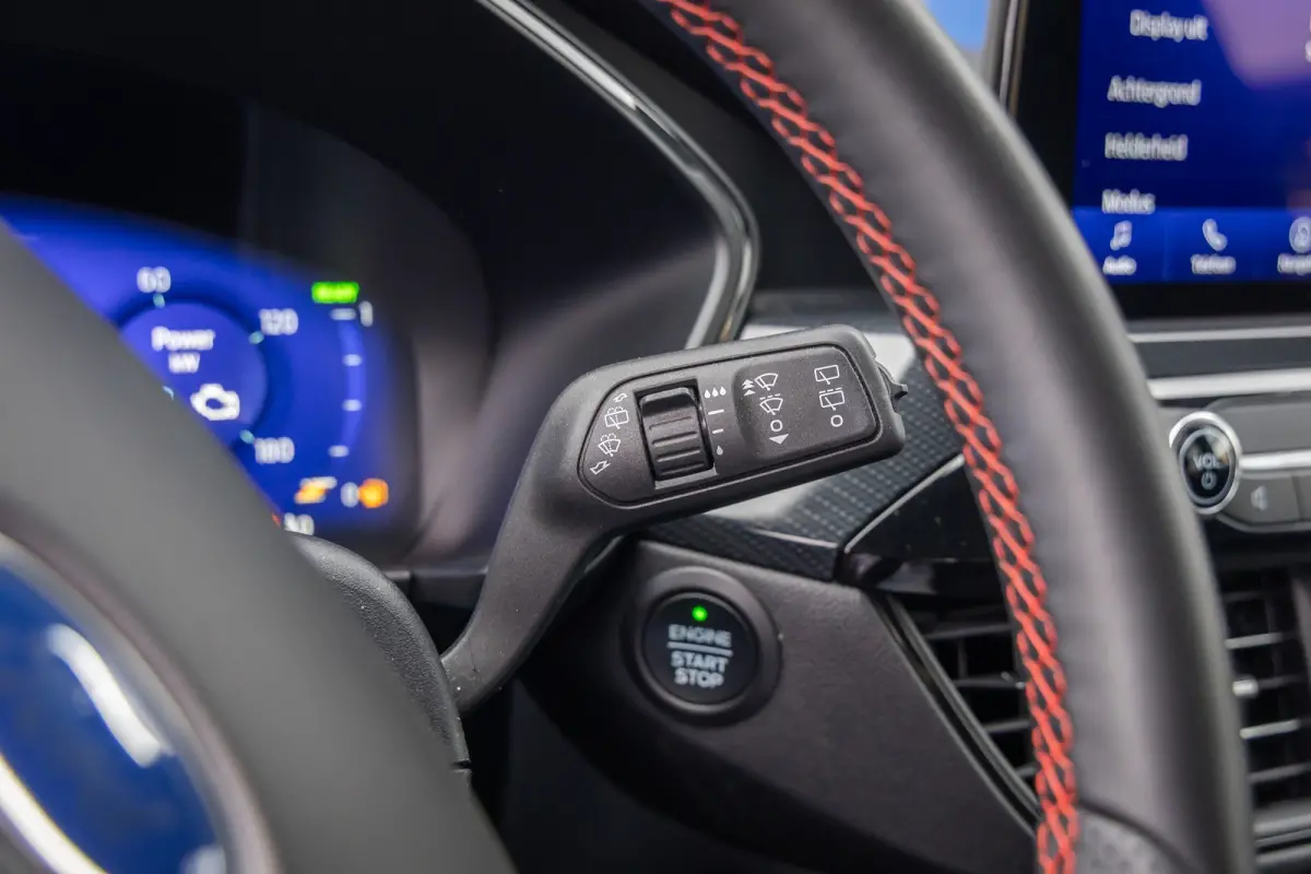2.5 PHEV Graphite Tech | 360 camera | Adap cruise | B&O | Head-Up Display | Matrix LED | Stoel/Stuur/Voorruitverwarming | Apple Carplay/Android Auto | Elektrisch bedienbare achterklep | Acht