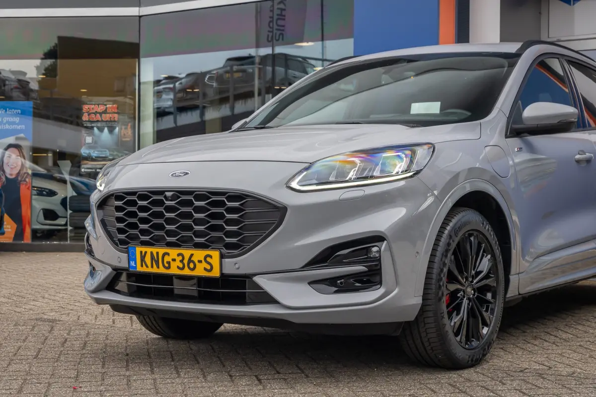 2.5 PHEV Graphite Tech | 360 camera | Adap cruise | B&O | Head-Up Display | Matrix LED | Stoel/Stuur/Voorruitverwarming | Apple Carplay/Android Auto | Elektrisch bedienbare achterklep | Acht