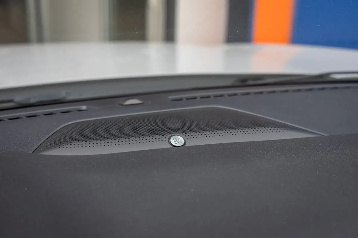 2.5 PHEV Graphite Tech | 360 camera | Adap cruise | B&O | Head-Up Display | Matrix LED | Stoel/Stuur/Voorruitverwarming | Apple Carplay/Android Auto | Elektrisch bedienbare achterklep | Acht