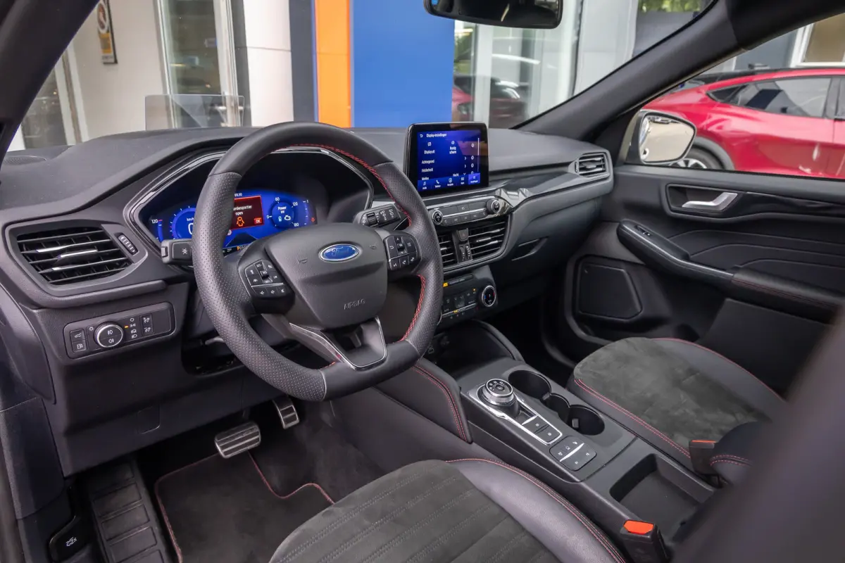 2.5 PHEV Graphite Tech | 360 camera | Adap cruise | B&O | Head-Up Display | Matrix LED | Stoel/Stuur/Voorruitverwarming | Apple Carplay/Android Auto | Elektrisch bedienbare achterklep | Acht