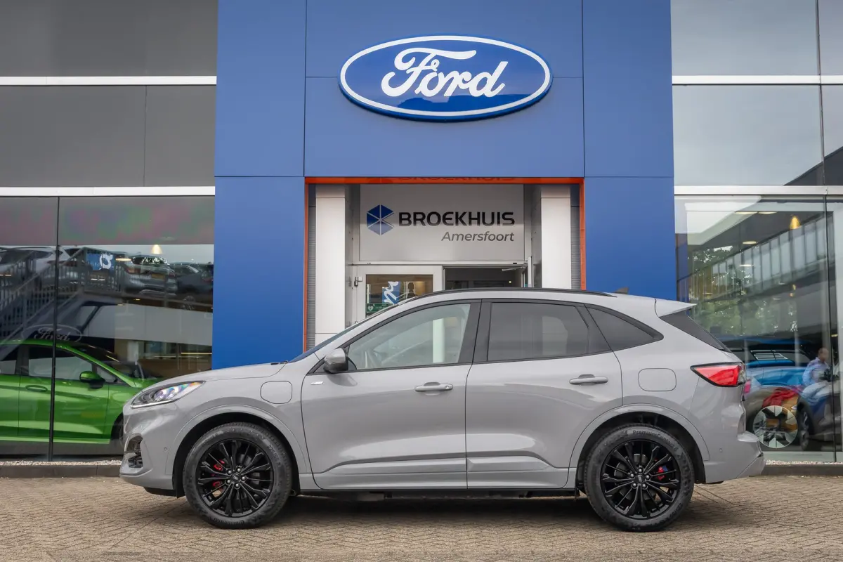 2.5 PHEV Graphite Tech | 360 camera | Adap cruise | B&O | Head-Up Display | Matrix LED | Stoel/Stuur/Voorruitverwarming | Apple Carplay/Android Auto | Elektrisch bedienbare achterklep | Acht