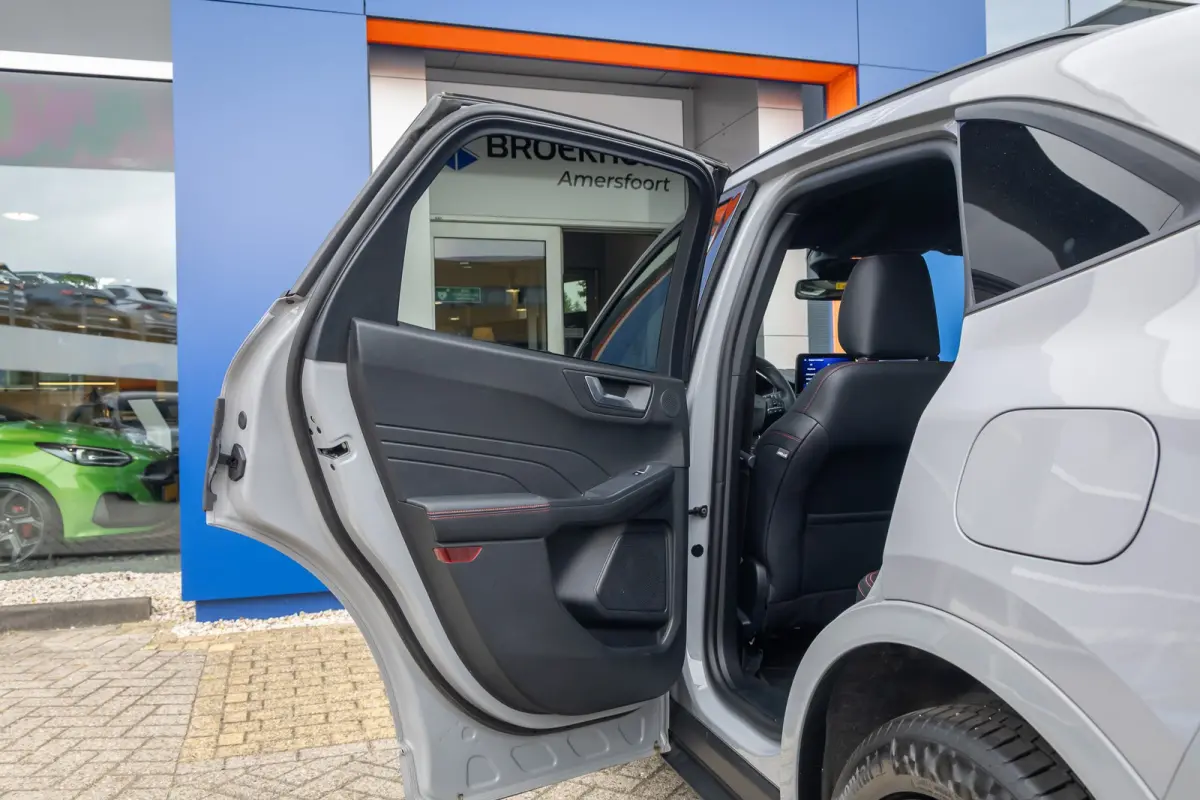 2.5 PHEV Graphite Tech | 360 camera | Adap cruise | B&O | Head-Up Display | Matrix LED | Stoel/Stuur/Voorruitverwarming | Apple Carplay/Android Auto | Elektrisch bedienbare achterklep | Acht
