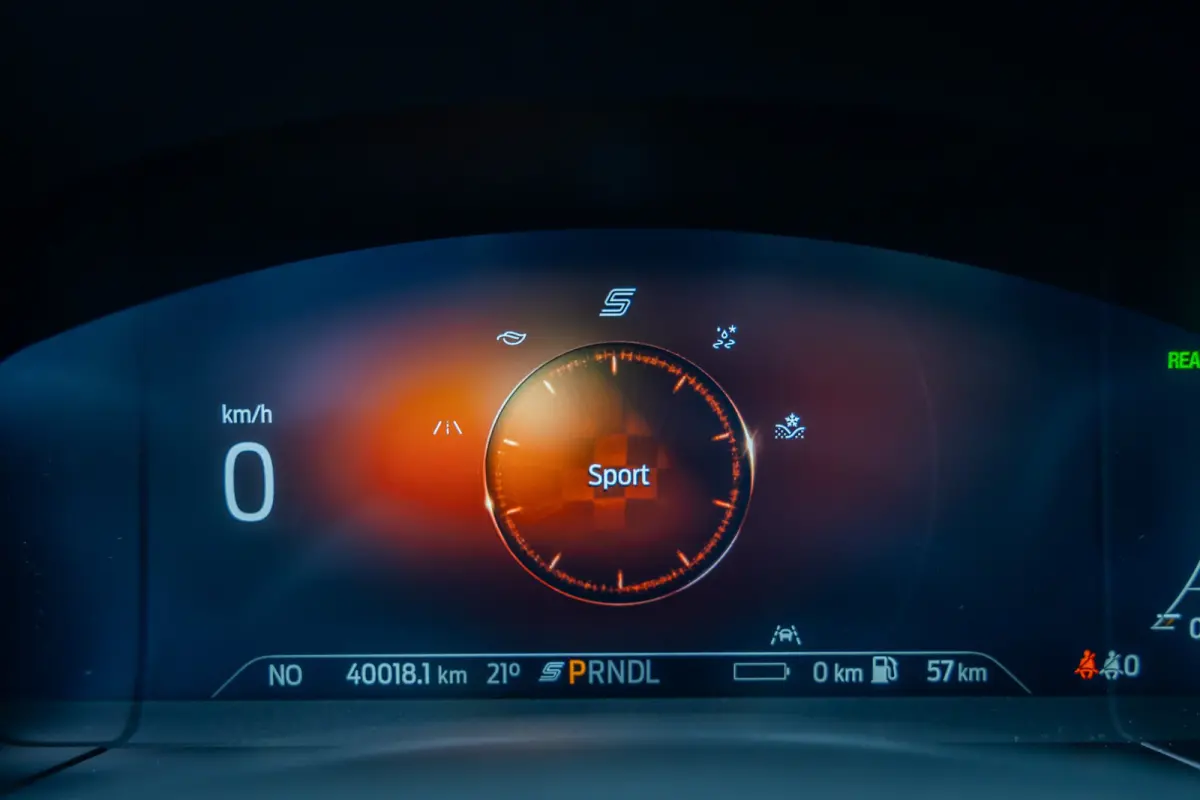 2.5 PHEV Graphite Tech | 360 camera | Adap cruise | B&O | Head-Up Display | Matrix LED | Stoel/Stuur/Voorruitverwarming | Apple Carplay/Android Auto | Elektrisch bedienbare achterklep | Acht