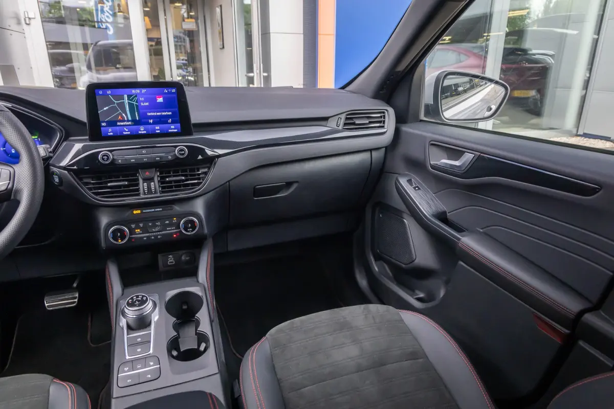 2.5 PHEV Graphite Tech | 360 camera | Adap cruise | B&O | Head-Up Display | Matrix LED | Stoel/Stuur/Voorruitverwarming | Apple Carplay/Android Auto | Elektrisch bedienbare achterklep | Acht