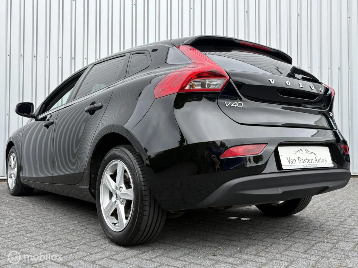 2.0 T2 Momentum | 1e eig | Dealer | PDC | Navi | Stoelverwarming | Volledige historie |