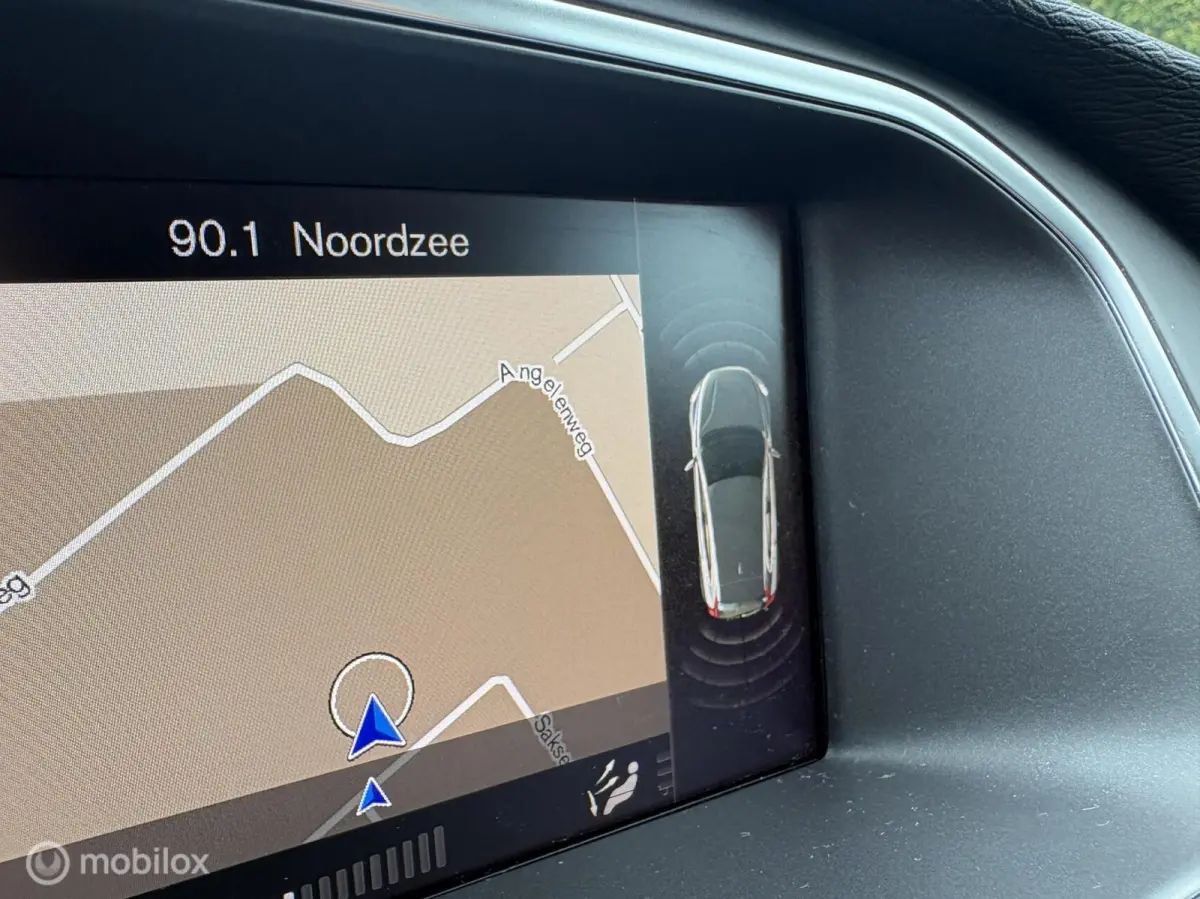 2.0 T2 Momentum | 1e eig | Dealer | PDC | Navi | Stoelverwarming | Volledige historie |