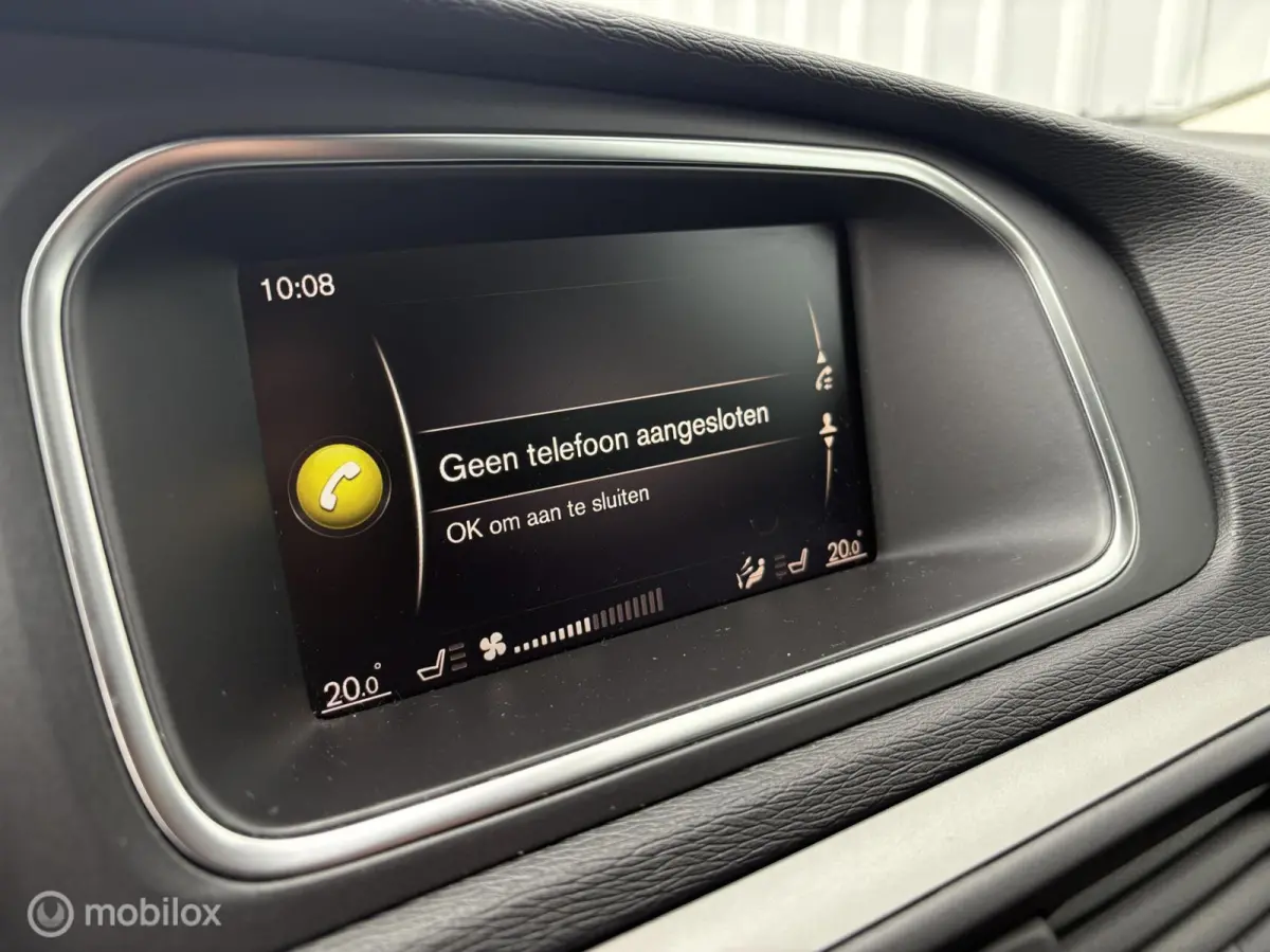 2.0 T2 Momentum | 1e eig | Dealer | PDC | Navi | Stoelverwarming | Volledige historie |