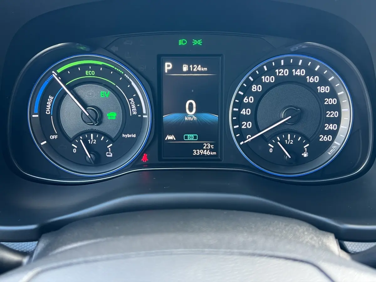 1.6 GDI 141pk HEV Comfort | Camera | Climate controle | Cruise controle | Carplay | 16'' Velgen | Rijstrooksensor