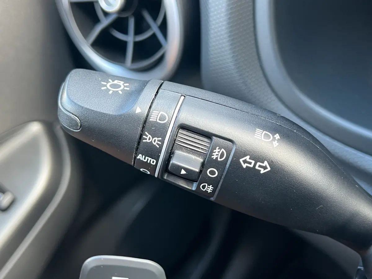 1.6 GDI 141pk HEV Comfort | Camera | Climate controle | Cruise controle | Carplay | 16'' Velgen | Rijstrooksensor