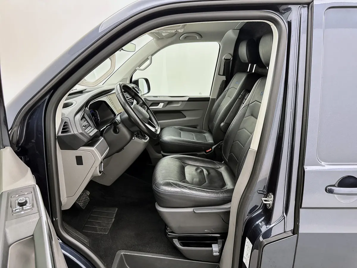 2.0 TDI L2 Bulli 199pk Leder Schuifdeur L+R Virtual cockpit Navigatie Trekhaak ACC