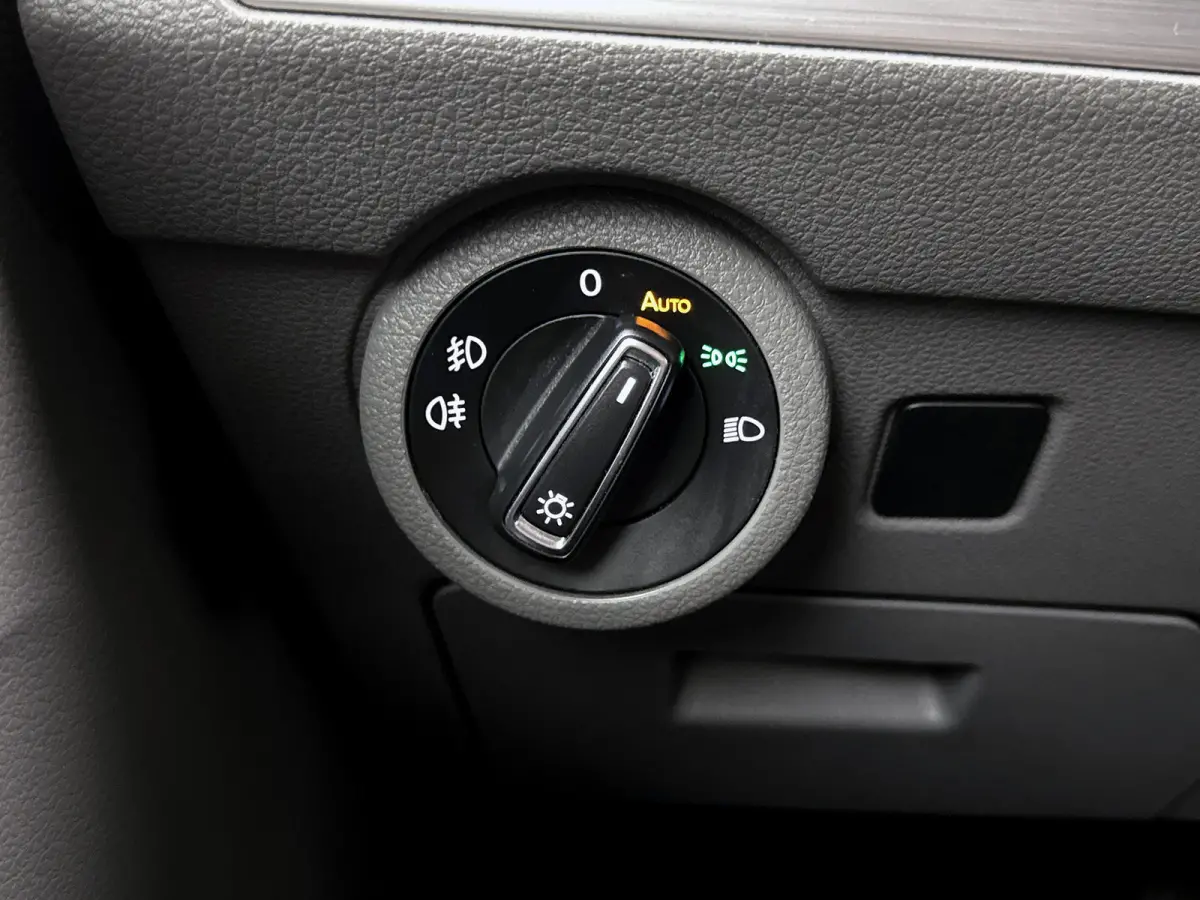 2.0 TDI L2 Bulli 199pk Leder Schuifdeur L+R Virtual cockpit Navigatie Trekhaak ACC