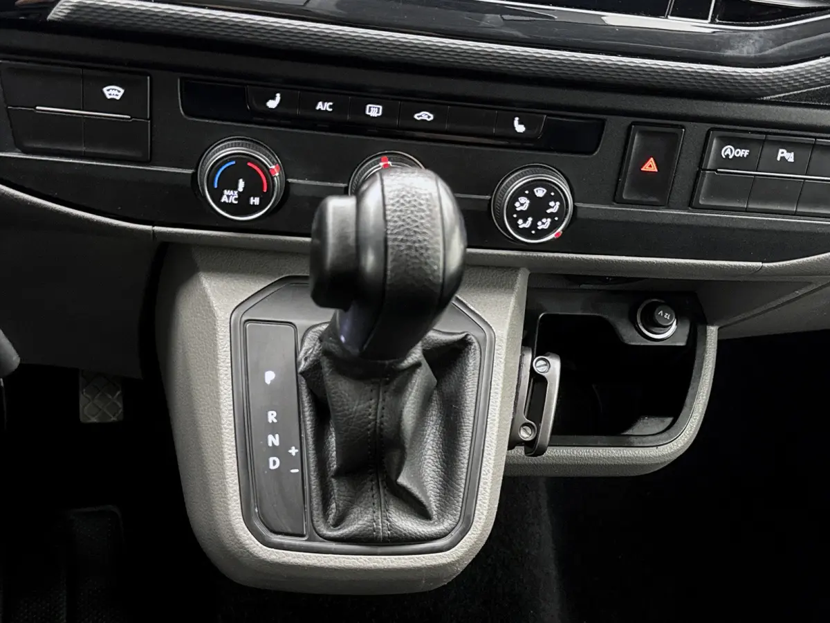 2.0 TDI L2 Bulli 199pk Leder Schuifdeur L+R Virtual cockpit Navigatie Trekhaak ACC