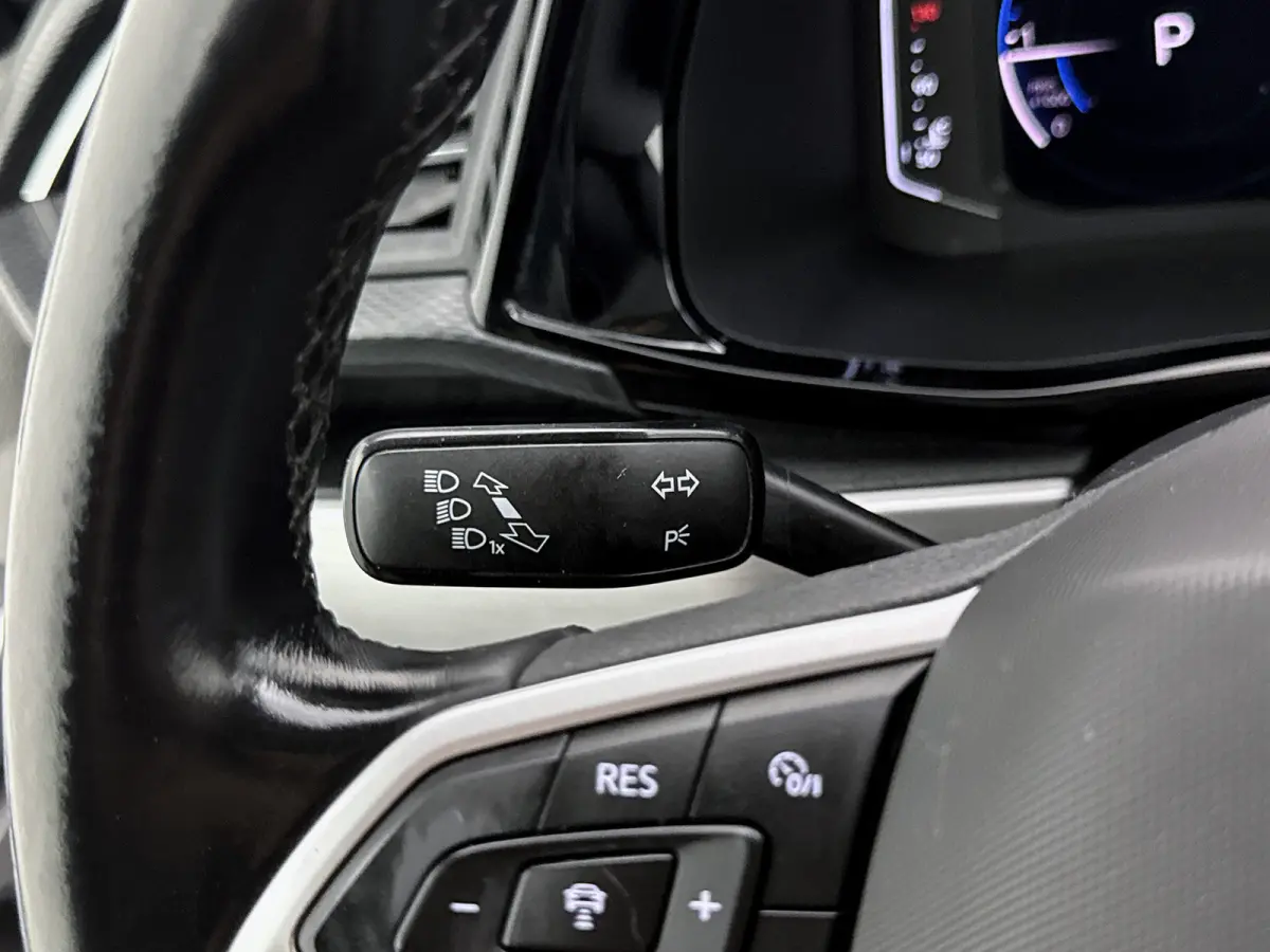 2.0 TDI L2 Bulli 199pk Leder Schuifdeur L+R Virtual cockpit Navigatie Trekhaak ACC