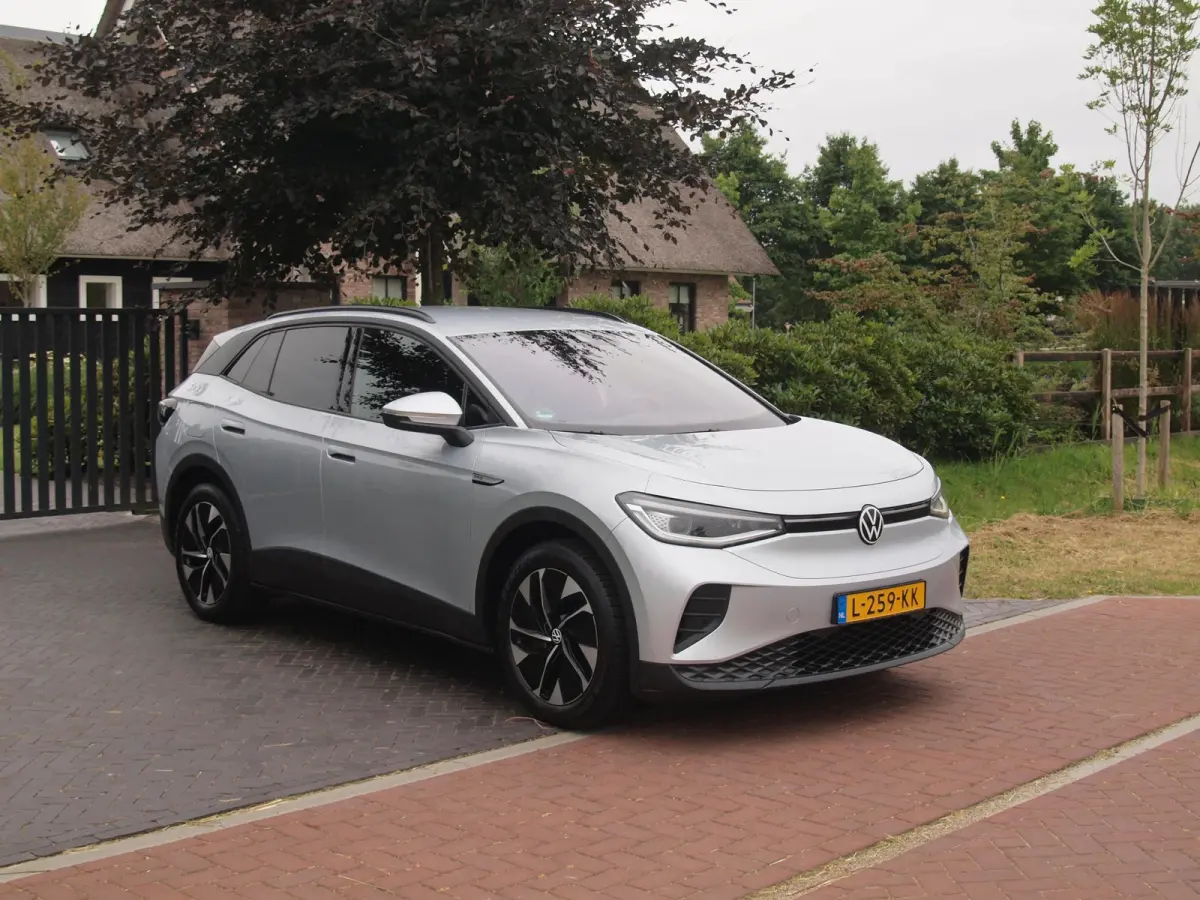 Business 77 kWh | Camera | Trekhaak | IQ. LIGHT | Sfeerverlichting | Apple Carplay | NL-Auto |