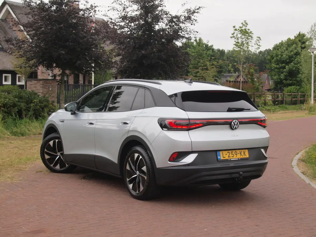 Business 77 kWh | Camera | Trekhaak | IQ. LIGHT | Sfeerverlichting | Apple Carplay | NL-Auto |