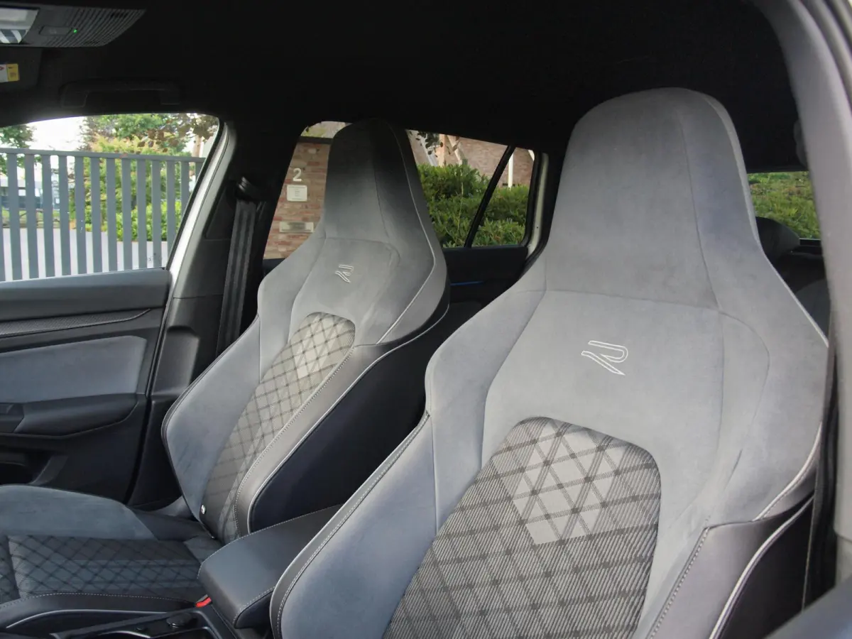 1.5 TSI R-Line | Camera | Sfeerverlichting | ACC | Apple Carplay | NL-Auto |