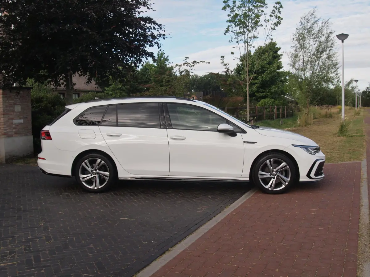 1.5 TSI R-Line | Camera | Sfeerverlichting | ACC | Apple Carplay | NL-Auto |