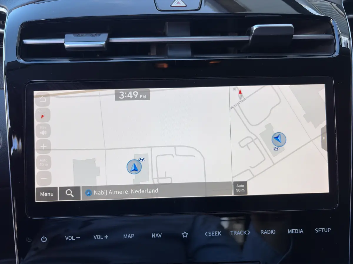 1.6 T-GDI 150pk MHEV Comfort Smart | Camera | Carplay | 19-inch Velgen | Navigatie | Stoel/Stuurverwarming | Elek. bed. achterklep | DAB | Draadloos telefoonlader | Premium Audio |