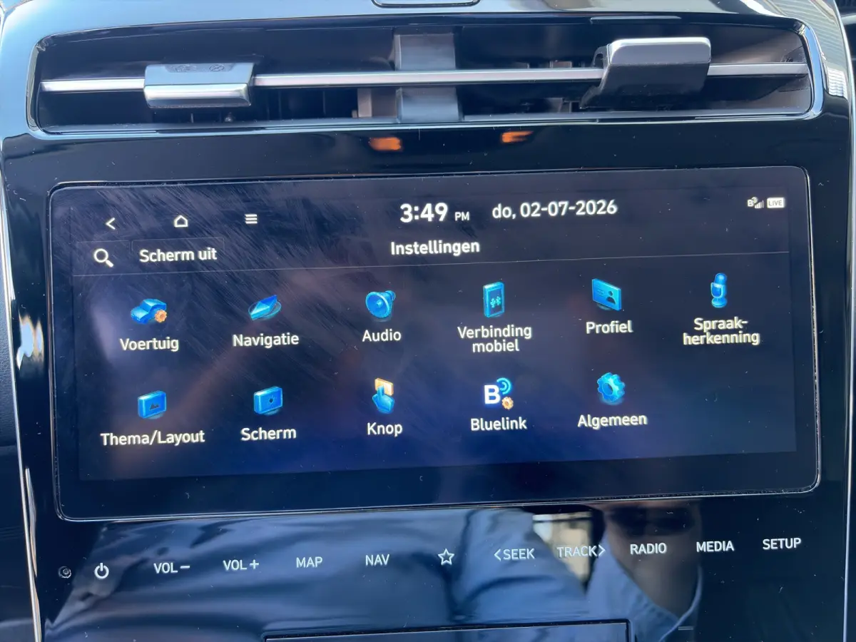 1.6 T-GDI 150pk MHEV Comfort Smart | Camera | Carplay | 19-inch Velgen | Navigatie | Stoel/Stuurverwarming | Elek. bed. achterklep | DAB | Draadloos telefoonlader | Premium Audio |