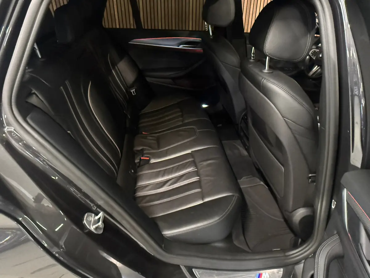 530i xDrive High Executive - M Pakket - HUD - Adapt -