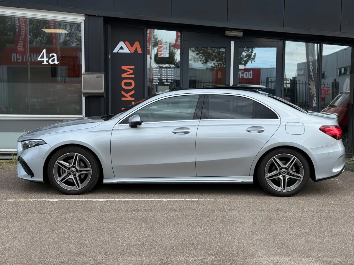 180 AMG Line | Pano | Sfeer | Airco | Cruise