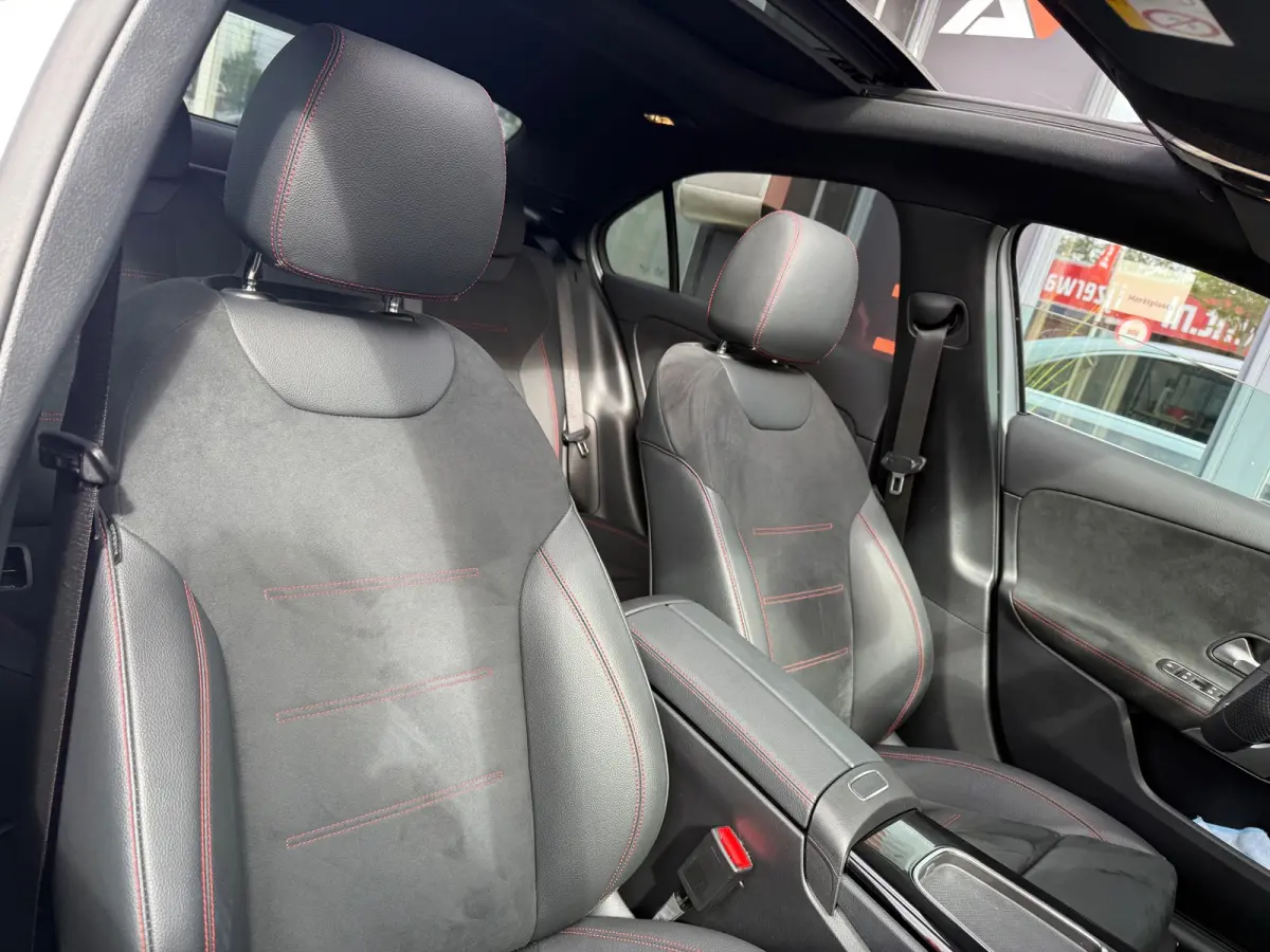 180 AMG Line | Pano | Sfeer | Airco | Cruise