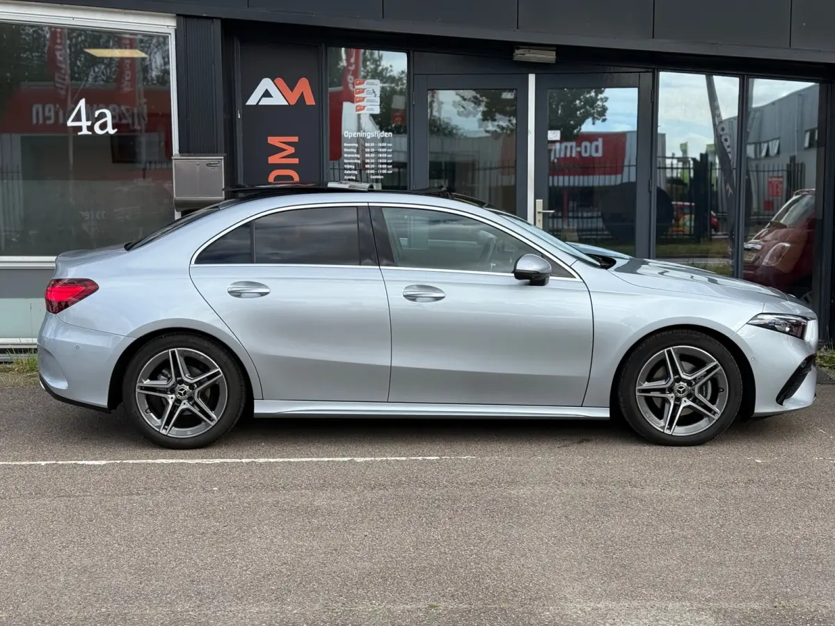 180 AMG Line | Pano | Sfeer | Airco | Cruise