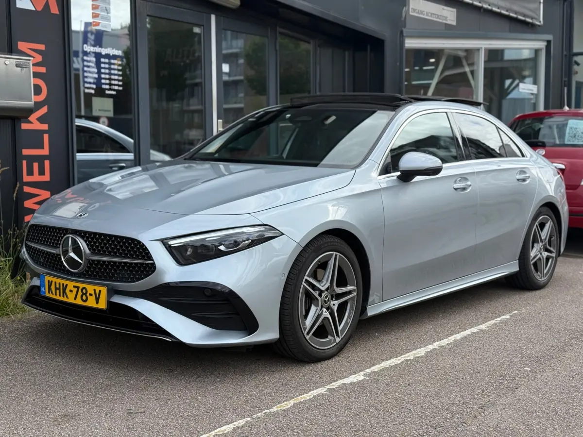 180 AMG Line | Pano | Sfeer | Airco | Cruise