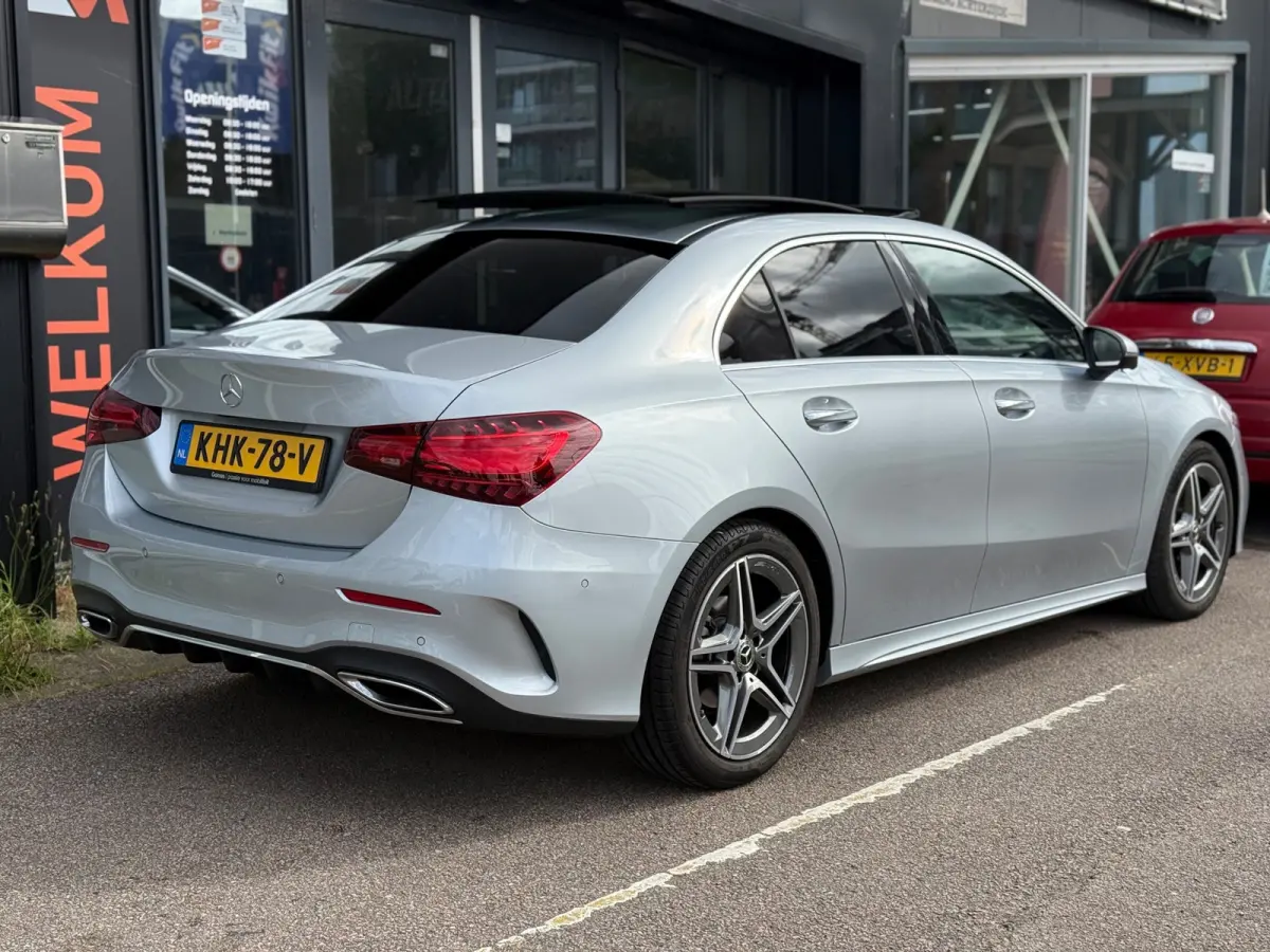 180 AMG Line | Pano | Sfeer | Airco | Cruise