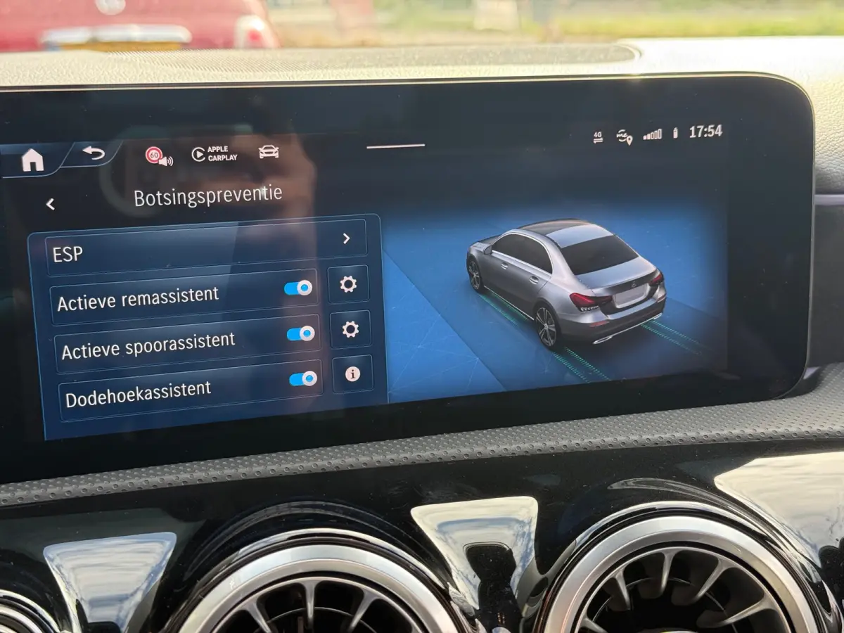 180 AMG Line | Pano | Sfeer | Airco | Cruise