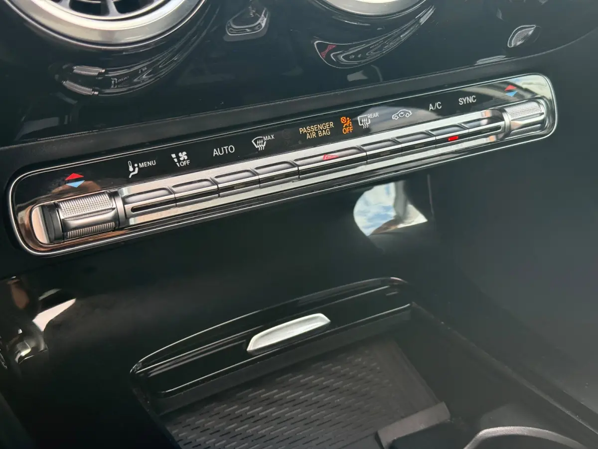 180 AMG Line | Pano | Sfeer | Airco | Cruise