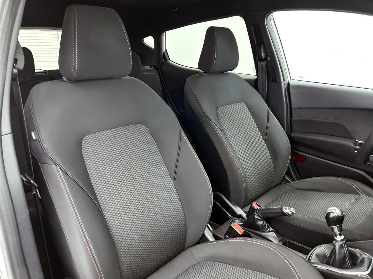1.0 EcoBoost ST-Line | Winter Pack | Airco | Apple CarPlay | Android Auto | Cruise Control | Parkeersensoren achter | LMV |
