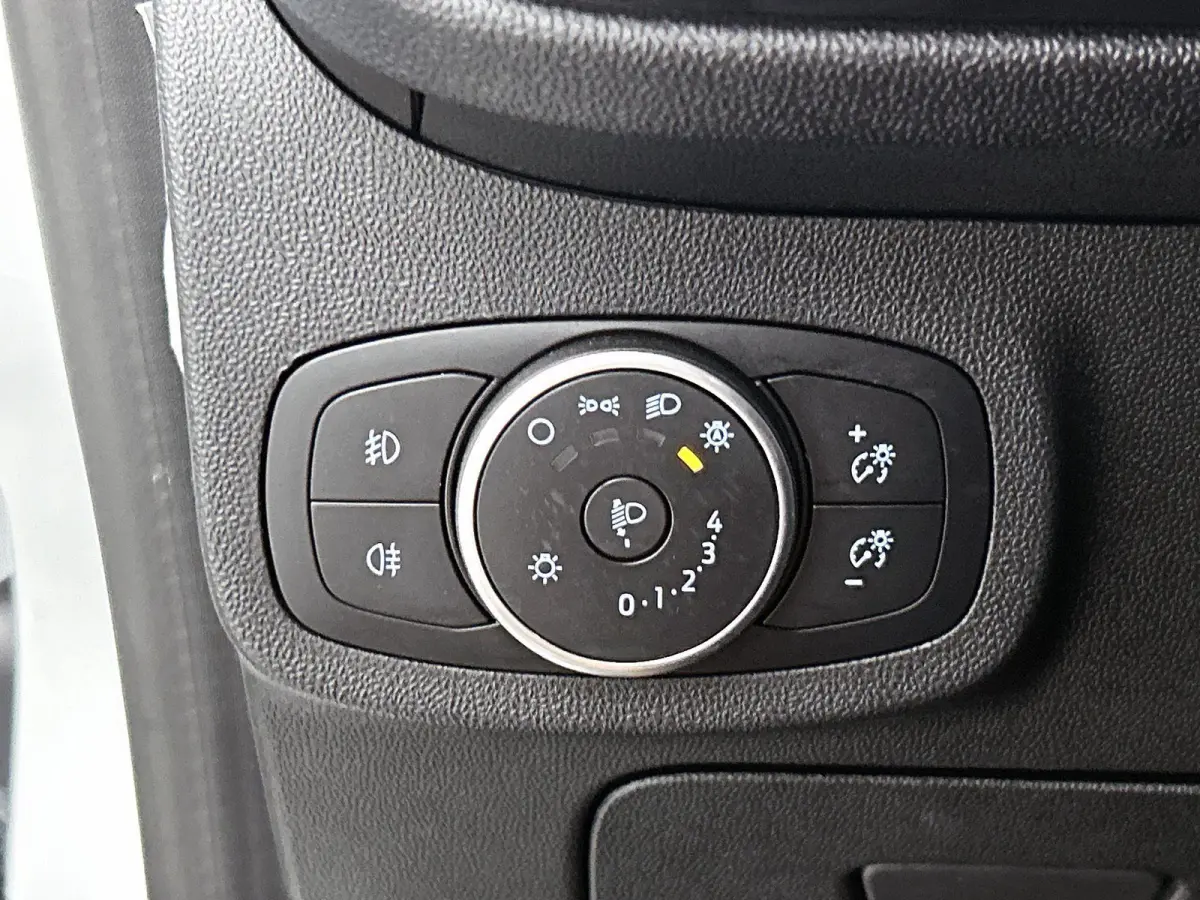 1.0 EcoBoost ST-Line | Winter Pack | Airco | Apple CarPlay | Android Auto | Cruise Control | Parkeersensoren achter | LMV |
