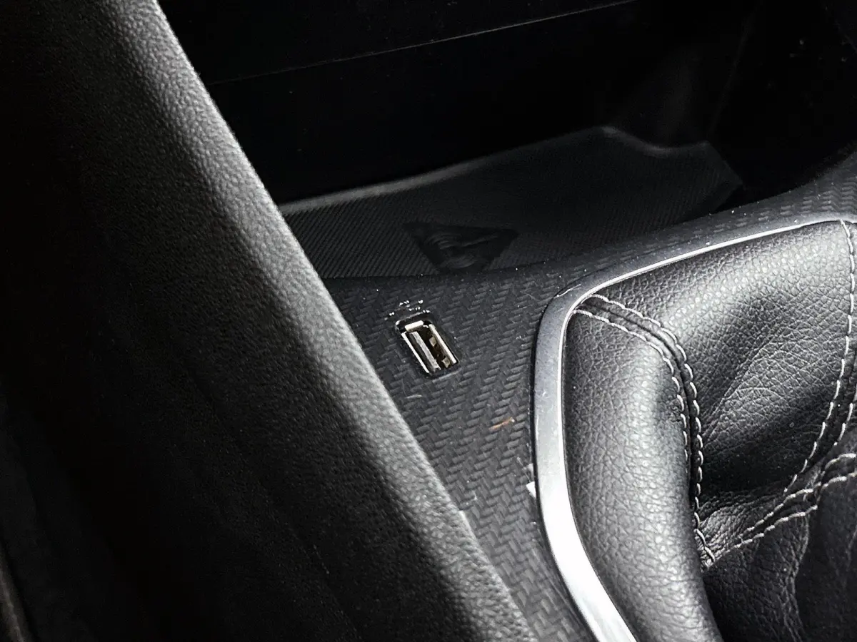 1.0 EcoBoost ST-Line | Winter Pack | Airco | Apple CarPlay | Android Auto | Cruise Control | Parkeersensoren achter | LMV |