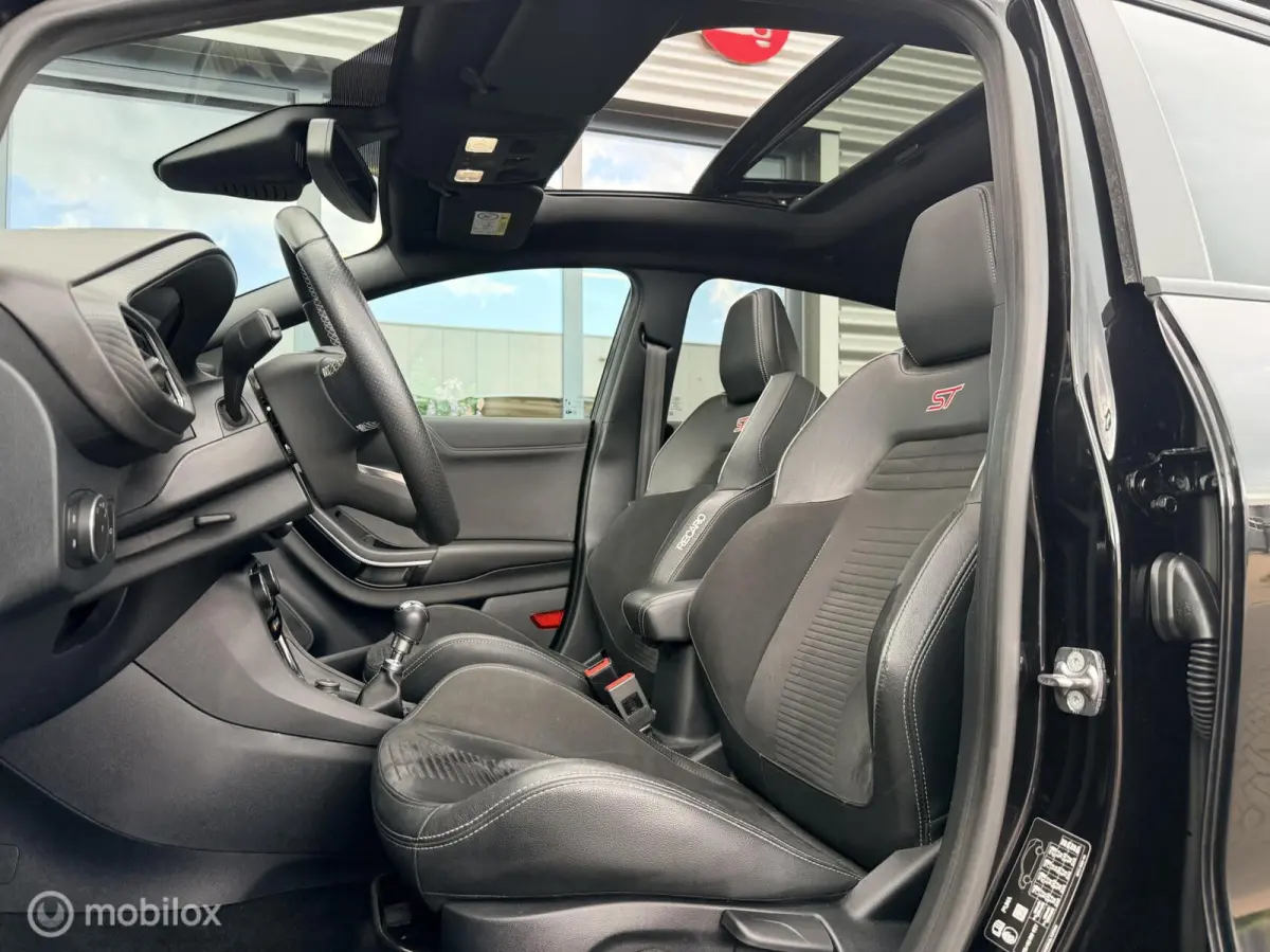1.5 EcoBoost ST-X 2e Eig Pano BOMVOL TOPSTAAT!!!