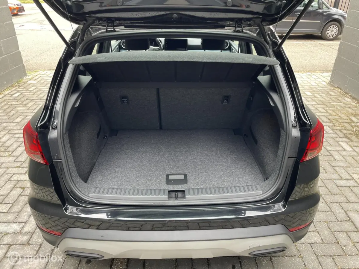 1.0 TSI Xperience Bi-tone | Automaat | LED | CarPlay | All-season | Camera | Digital Cockpit |