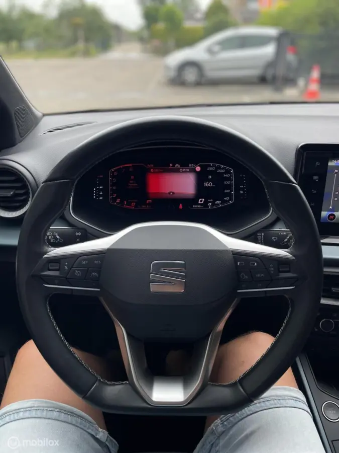 1.0 TSI Xperience Bi-tone | Automaat | LED | CarPlay | All-season | Camera | Digital Cockpit |